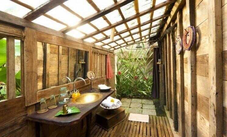 Une Chambre à fond de verre Hôtel à Bali
