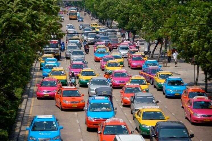 Multi-Colored taxis de Bangkok