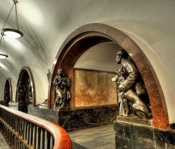 Art et Décor des stations de métro de Moscou