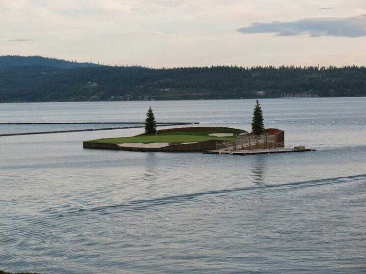 Flottant Golf Course à Coeur d'Alene Resort