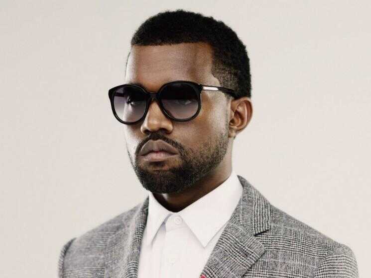 Kanye West Paparazzi Lutte 2013: la Rapper 'yeezus de Says Il devrait être payé pour des photos candides