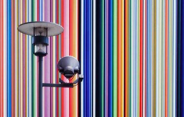Multicolores Cheminée de Raymond Moretti à Paris