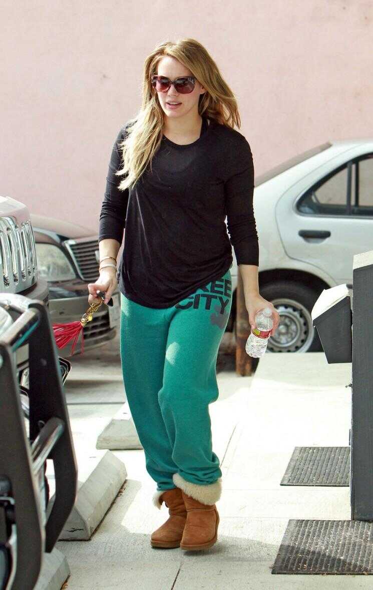Bump Watch: enceinte de Hilary Duff Style Workout Casual (Photos)