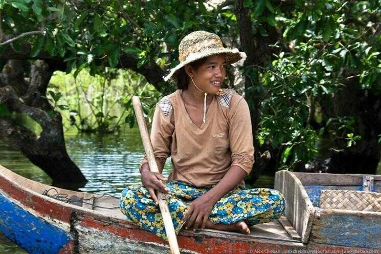 Flottant village de Kompong Phluk et à inverser Mékong du Cambodge
