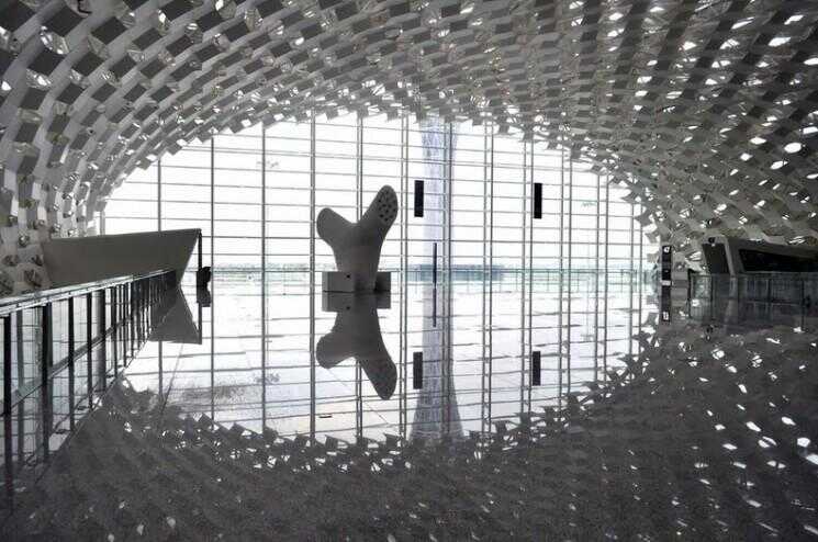Shenzhen Ouvre Terminal Flashy nouvel aéroport