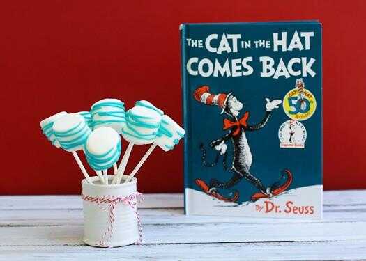 Dr. Seuss Cat dans les guimauves et Chapeau Plus dans Seussville!