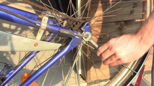 Tension de la chaîne de bicyclette - comment cela fonctionne: